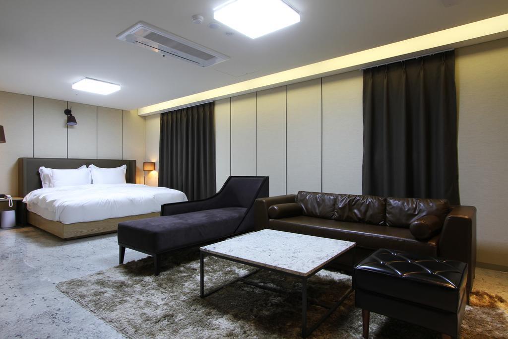 Richwell Hotel Seul Esterno foto