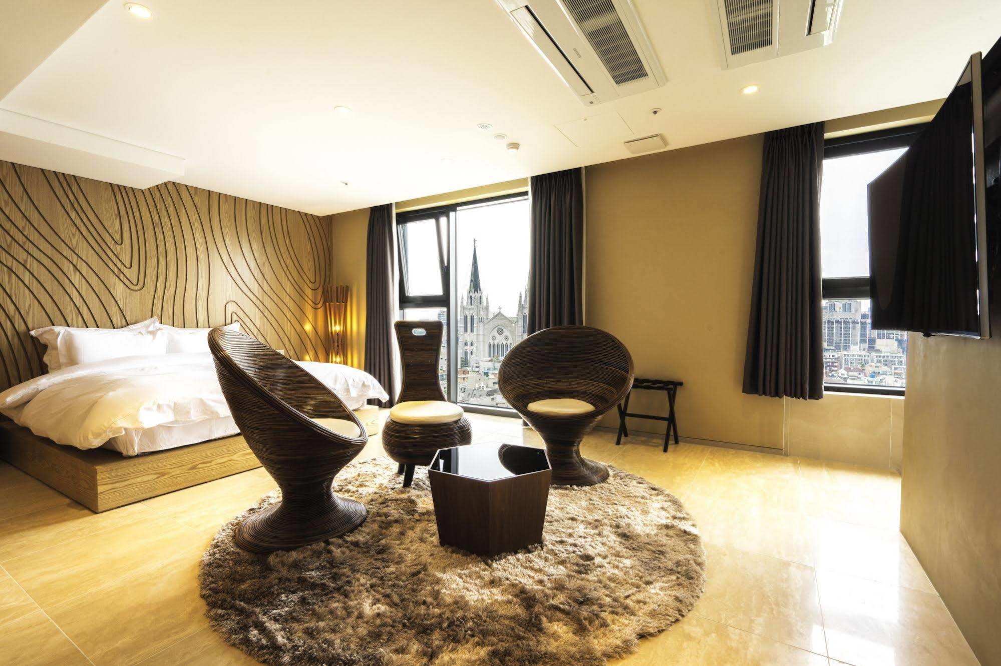 Richwell Hotel Seul Esterno foto