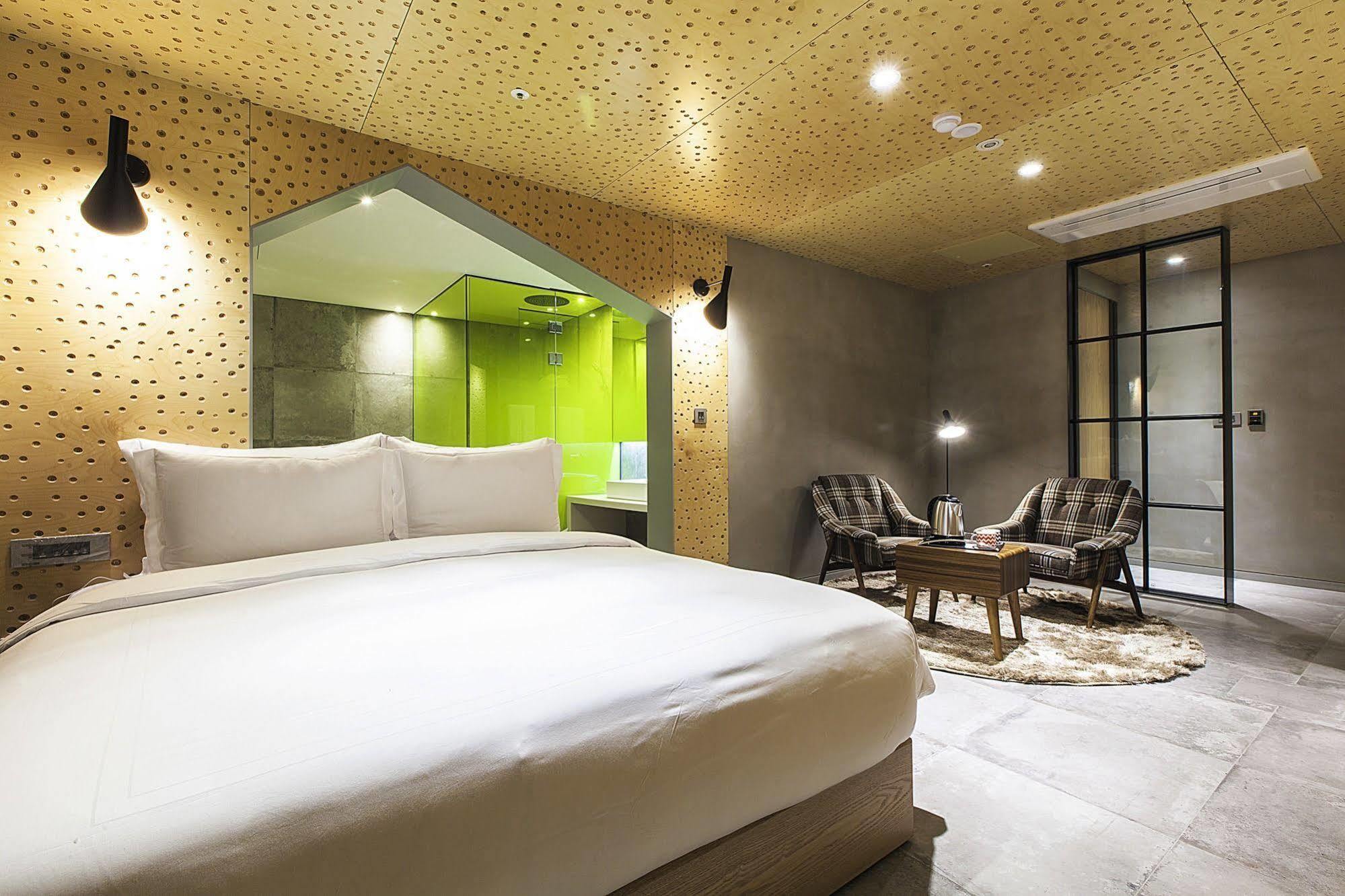 Richwell Hotel Seul Esterno foto